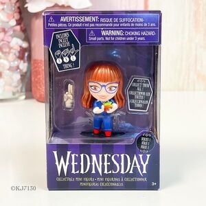 Wednesday Addams Just Play Collectible Figure Marilyn Thornhill With Thing NEW